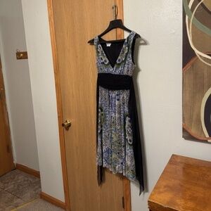 London Times Size 8 w/Geometric Print V-Neck Sleeveless Fit & Flare Dress - EUC